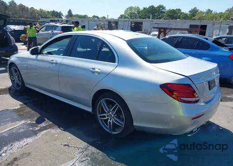 2020 Mercedes-Benz E 350 4Matic z USA, uszkodzony, nr VIN WDDZF8EB5LA731137